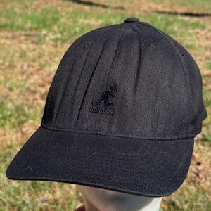 Kangol Wool Flexfit Baseball Cap Black Embroidered Kangaroo Logo Hat Size XXL